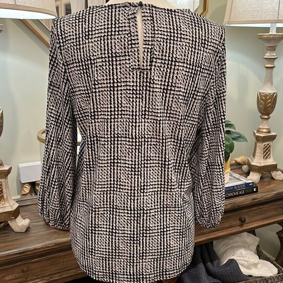 Adrianna Papell Houndstooth Long Sleeve Blouse - Medium - Picture 2 of 7